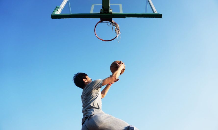 Découverte du basket-ball 3×3 : règles, stratégies et compétences nécessaires